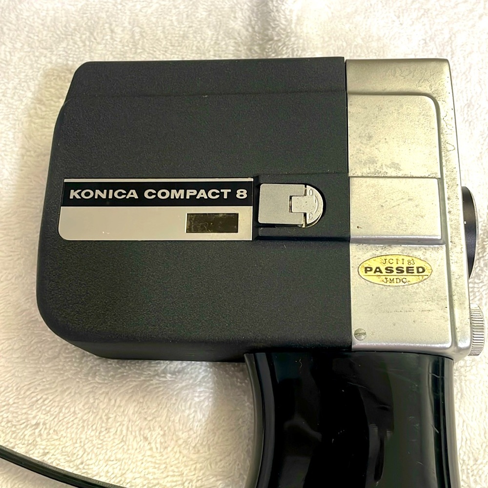 Vintage Konica Compact 8 Camera Hexanon Strap Matching Original Case Untested